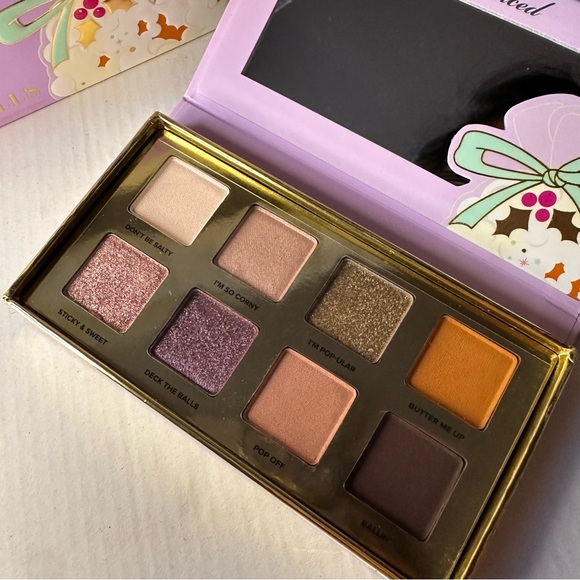 Too Faced Popcorn Balls eyeshadow palette - Picture 2 of 6